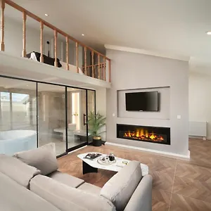 Gatto Suites&residence فندق