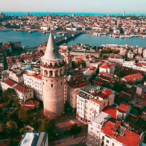 Taksim Istiklal Street Kamil - Historical فندق