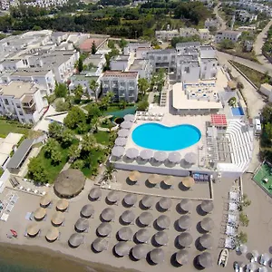 charm-beach-hotel-akyarlar.aegeanhotels.net/
