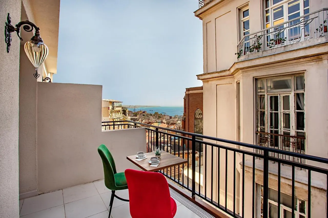 West Palace Istanbul Hotel