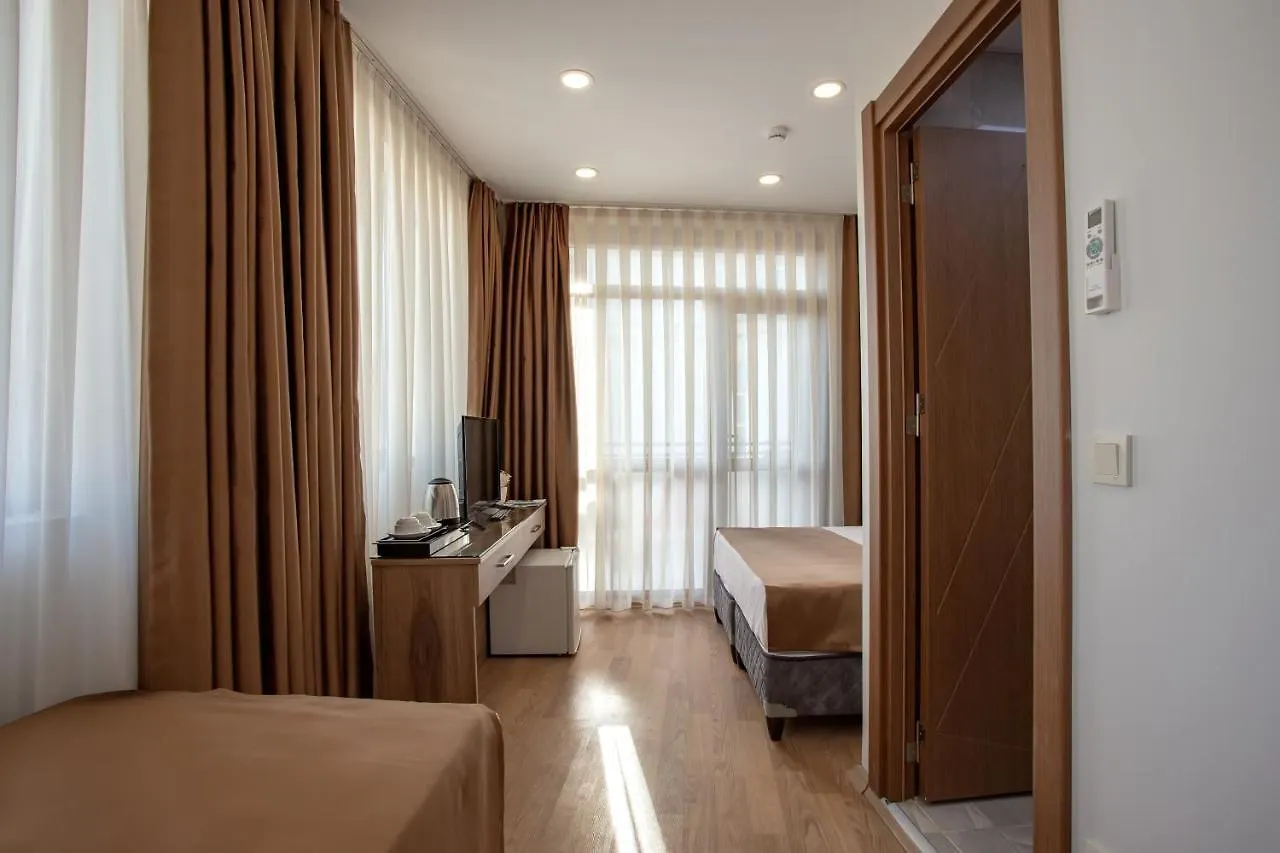 Hotel West Palace Istanbul